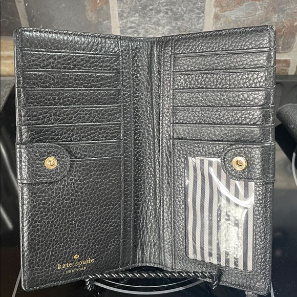 NWOT - Kate Spade Bifold Wallet - Pebbled Leather - Snap Closure thin wallet - Picture 8 of 16